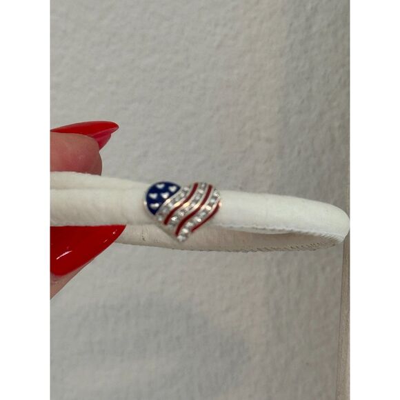 Brighton American Flag Patriotic Heart Charm White Bracelet - Picture 1 of 1
